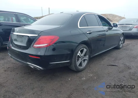 2019 Mercedes-Benz E 300 4Matic из США, поврежденный, VIN WDDZF4KB6KA625307